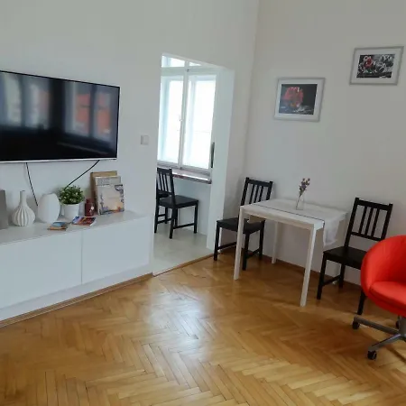 Old Square Apartment Prague