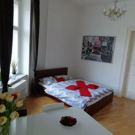 Old Square 4* Prague
